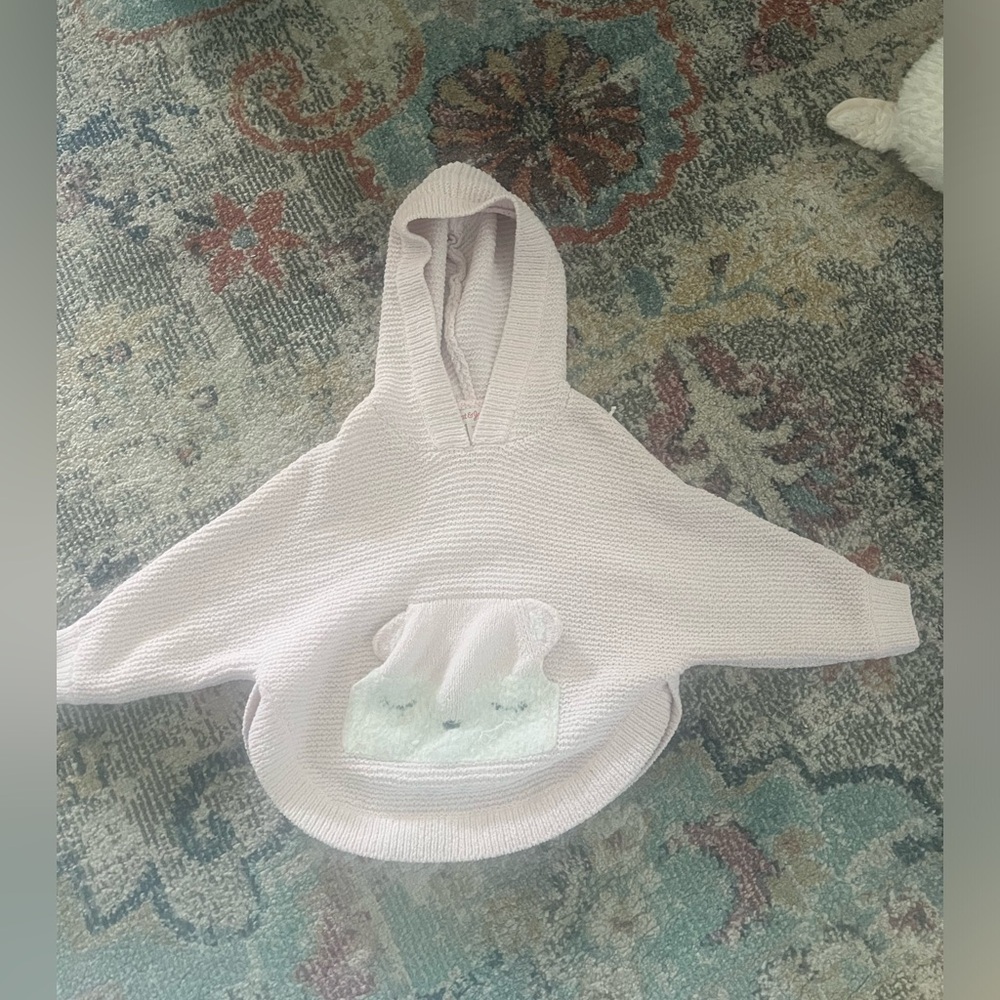 bear hoodie size 2t/3t pink